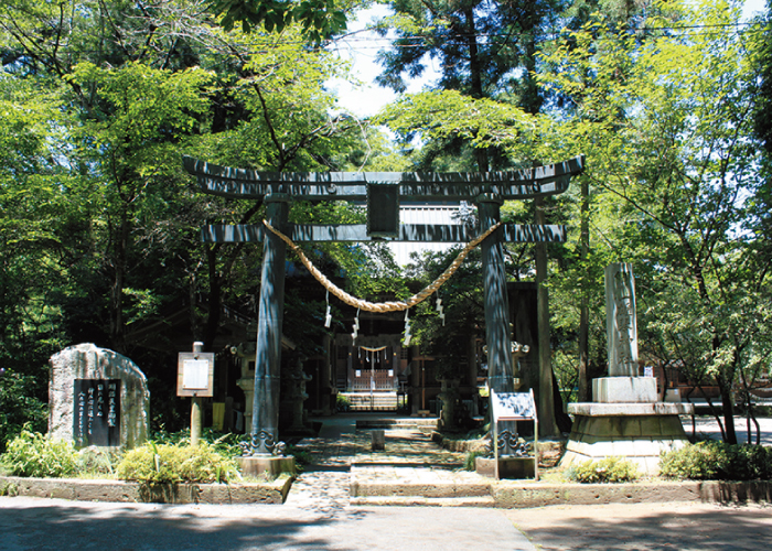 雄琴神社
